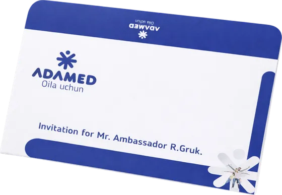 Фирменный конверт-приглашение Adamed — пример нашей печати
