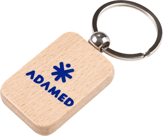 Деревянный брелок Adamed — пример нашей печати